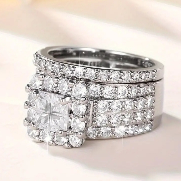 14k white gold  plated diamond ring - Picture 5 of 6